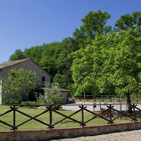Holiday home Belvilla By Oyo Cozy Holiday Home With Garden Pietrafitta (Perugia)