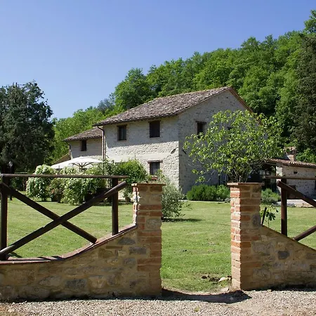 Holiday home Belvilla By Oyo Cozy Holiday Home With Garden Pietrafitta (Perugia)